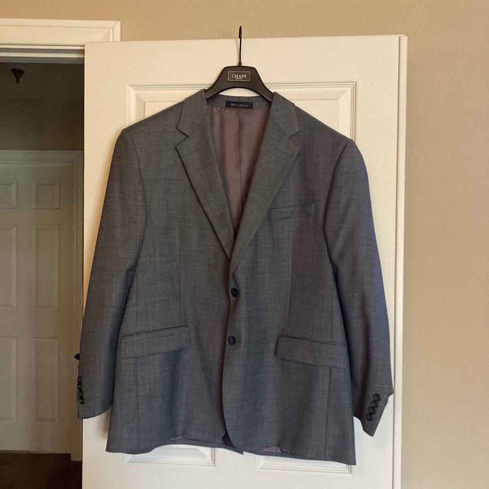 Chaps 46R gray jacket.